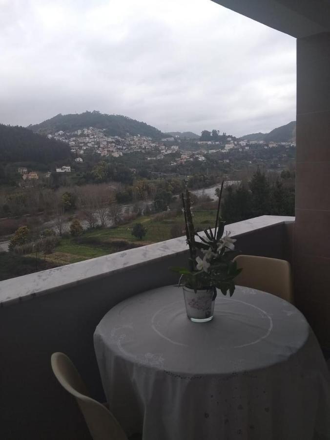 Holiday home Moradia Lili Ronqueira